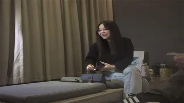 91沈先生, 高顔反差美女吃鸡啪啪,前凸后翘大长腿