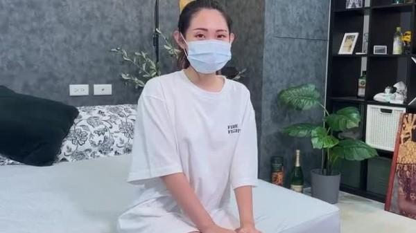 现役20岁天然美乳白虎女大生